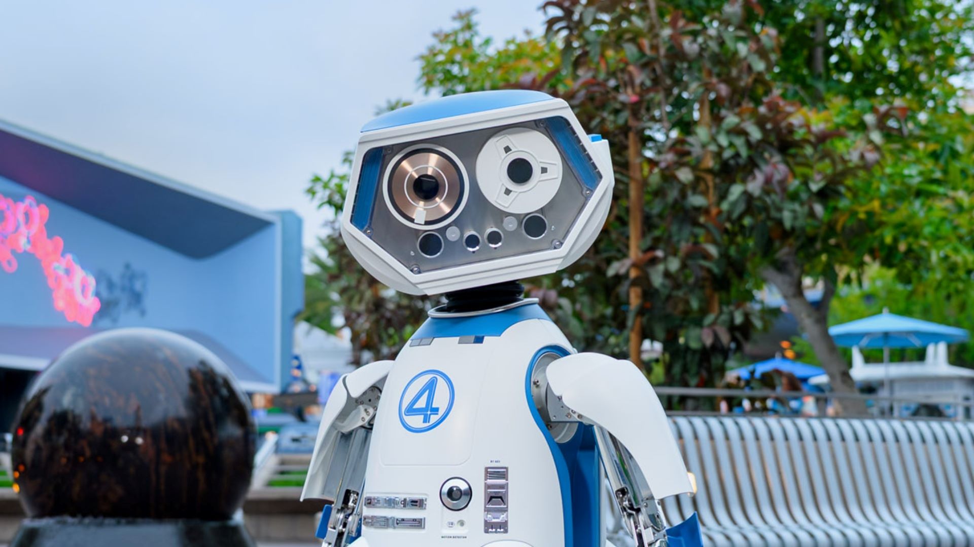 H.E.R.B.I.E.-at-Disneyland-2025