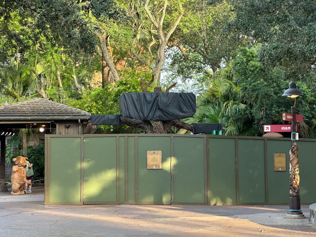 WDW-DAK-Zootopia-Better-Together-Marquee00006