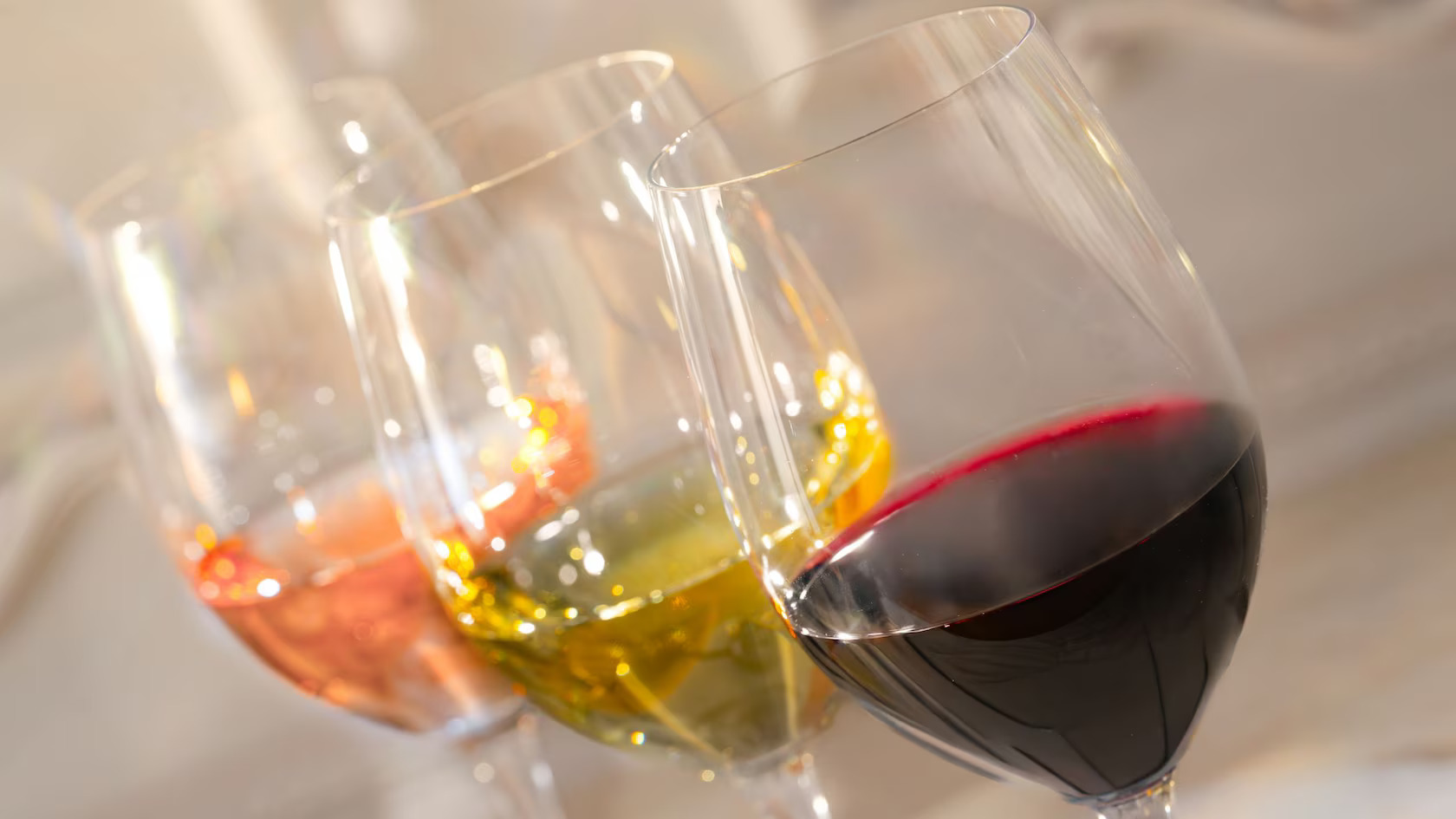 WDW_GF_ThePerch_GroupWine_STYLIZED_101525_4945_NT-16x9