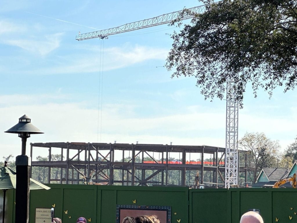 wdw-dak-tropical-americas-construction-01.08.2026-4279-edited