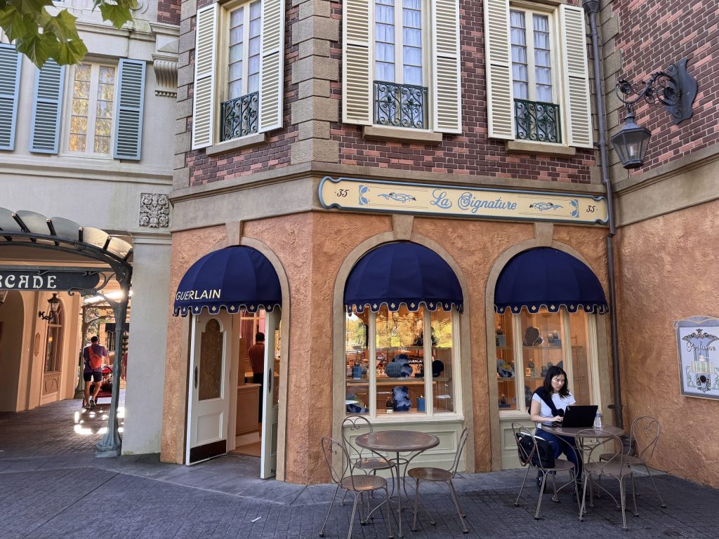 wdw-epcot-france-pavilion-la-signature-7-scaled