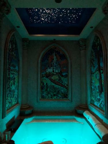 Cinderella Castle Suite Royal Bathroom With Mosaic Walls