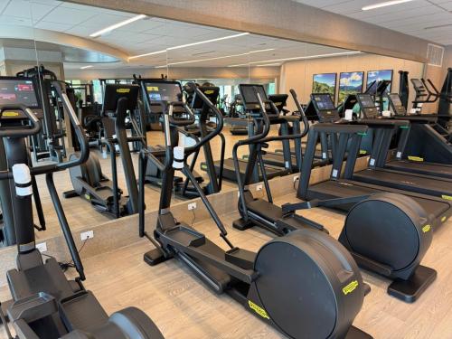 wdw-polynesian-dvc-island-tower-fitness-center-6727